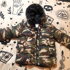 Zara boys puffer camo jacket